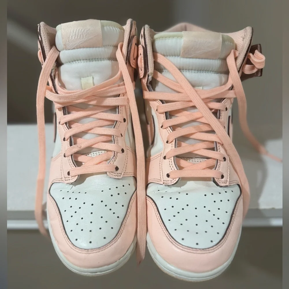 Women’s Nike Dunk High Crimson Tint